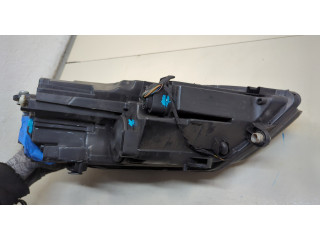 Фара передняя  Volkswagen Jetta 6 2010-2018 правая 