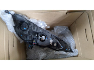 Фара передняя  Peugeot 407 2004-2011 левая 