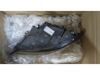 Фара передняя Volvo S40 2004- левая