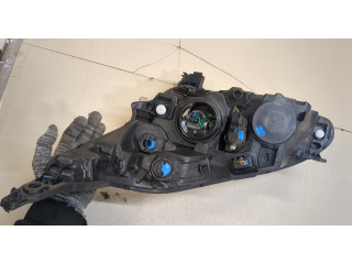 Фара передняя  Peugeot 208 2012-2019 правая 