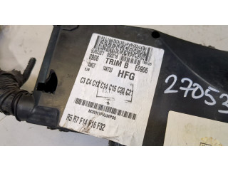 Блок предохранителей  Ford Focus 2 2005-2008           1.6