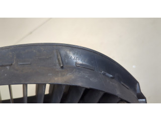 Решетка радиатора  Mitsubishi Colt 2002-2012          