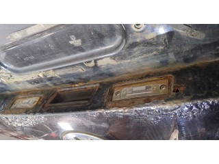 Замок багажника  Volkswagen Golf Plus       