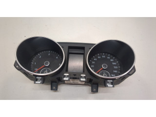 Панель приборов  Volkswagen Golf 6 2009-2012            