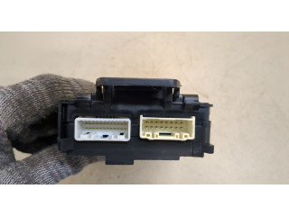 Блок комфорта Mazda CX-9 2016- TK52675Y0E