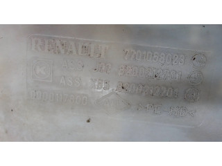 Бачок омывателя  Renault Clio 2009-2012 7701058023    1.2