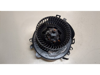 Моторчик печки Skoda Octavia (A7) 2013-2017