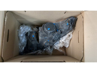 Фара передняя  Honda Civic 2005-2012 правая 