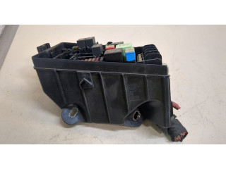 Блок предохранителей  Volkswagen Golf 7 2012-2020      5Q0937125A   