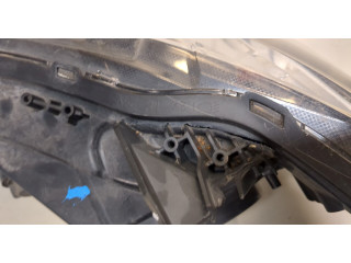 Фара передняя Mitsubishi Outlander 2012-2015 правая