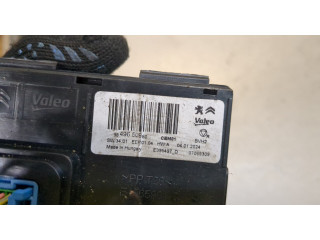 Блок комфорта  Peugeot 3008 2020-      9849650980  