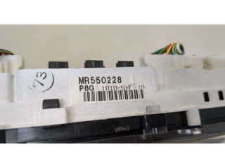 Панель приборов Mitsubishi Montero Sport / Pajero Sport 1996-2008 MR763433