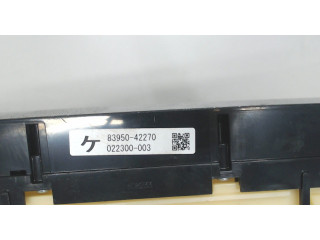 Дисплей бортового компьютера  Toyota RAV 4 2015-2019 839502270   4      