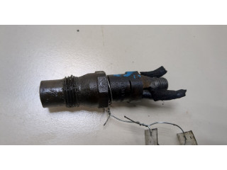 Форсунка топливная  Volkswagen Transporter 4 1991-2003    068130202G     