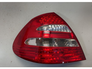 Задний фонарь          