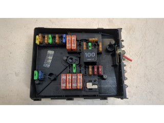 Блок предохранителей Skoda Octavia (A5) 2004-2013