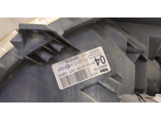 Фара передняя  Toyota Yaris 2005-2011 правая 