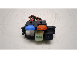 Блок реле Audi A7 2010-2014