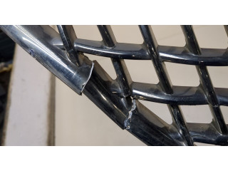 Решетка радиатора  Suzuki Kizashi          