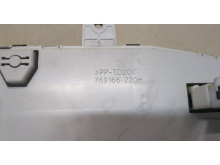 Панель приборов Mitsubishi Outlander XL 2006-2012 8100A116