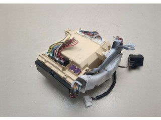 Блок предохранителей  Toyota Camry V40 2006-2011         