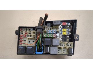 Блок предохранителей  Ford Focus 2 2005-2008      6M5T14K733ECC   