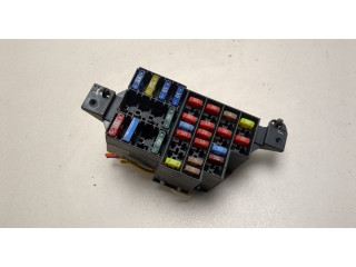 Блок предохранителей  Dacia Logan 2004-2012         