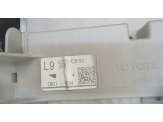 Блок комфорта  Toyota Yaris 2011-2014      82730-52F80   