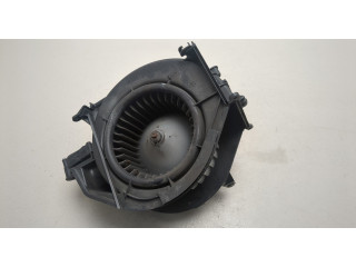Моторчик печки Audi A6 (C6) 2004-2011 4F0820020A 4F0820020A