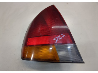 Задний фонарь MR179505 Mitsubishi Carisma
