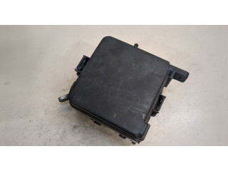 Блок предохранителей KIA Ceed 2007-2012 1.4