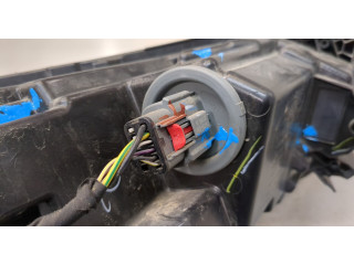 Фара передняя  Chevrolet Equinox 2017- левая 