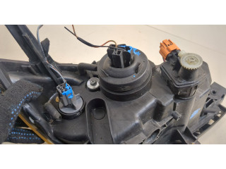 Фара передняя Mazda 3 (BK) 2003-2009 левая