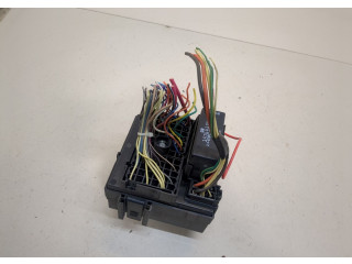 Блок предохранителей  Cadillac Escalade 2 2000-2006      15058033   