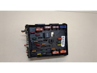 Блок предохранителей  Volkswagen Passat 7 2010-2015 Европа         