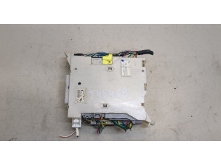 Блок предохранителей Lexus GS 2005-2012 8273030631