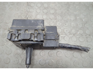 Блок предохранителей Infiniti QX56 2004-2010 7454707730, 243827S010