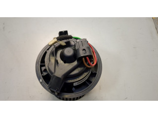 Моторчик печки Dacia Logan 2012-2016