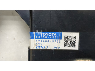 Блок комфорта  Toyota Highlander 2 2007-2013      8865048311  
