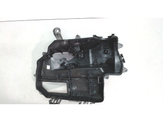 Крышка блока предохранителей  Audi A6 (C6) 2005-2011      4F2907355A     2.8