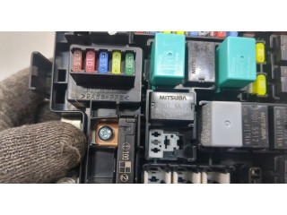 Блок предохранителей Honda CR-V 2001-2006