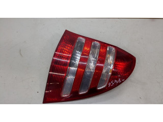 Задний фонарь        Mercedes C W203 2000-2007 