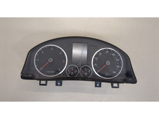 Панель приборов  Volkswagen Tiguan 2007-2011            