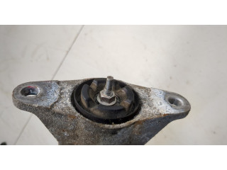 Стойка амортизатора  Mazda CX-3 2014-2025      