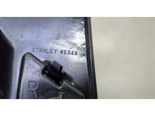 Задний фонарь 8330B278