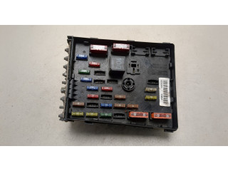 Блок предохранителей  Volkswagen Passat 6 2005-2010      3C0937125   