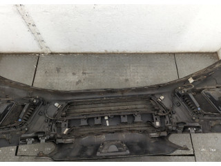 Бампер  Peugeot 308 2007-2013 передний   