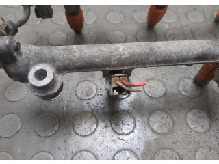 Форсунка топливная Mitsubishi Galant 1997-2003 MD319791, MD319815