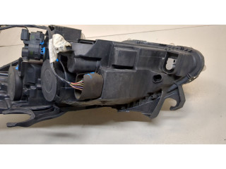 Фара передняя  Peugeot 5008 2009-2016 правая 