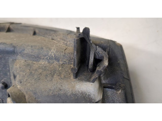 Фара передняя Mitsubishi Pajero / Montero 2000-2006 левая